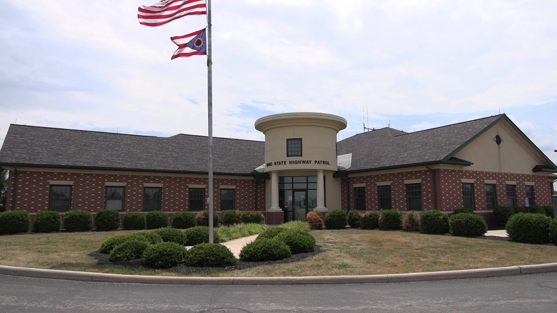Van Wert Ohio State Highway Patrol hosts open house to inspire future troopers
